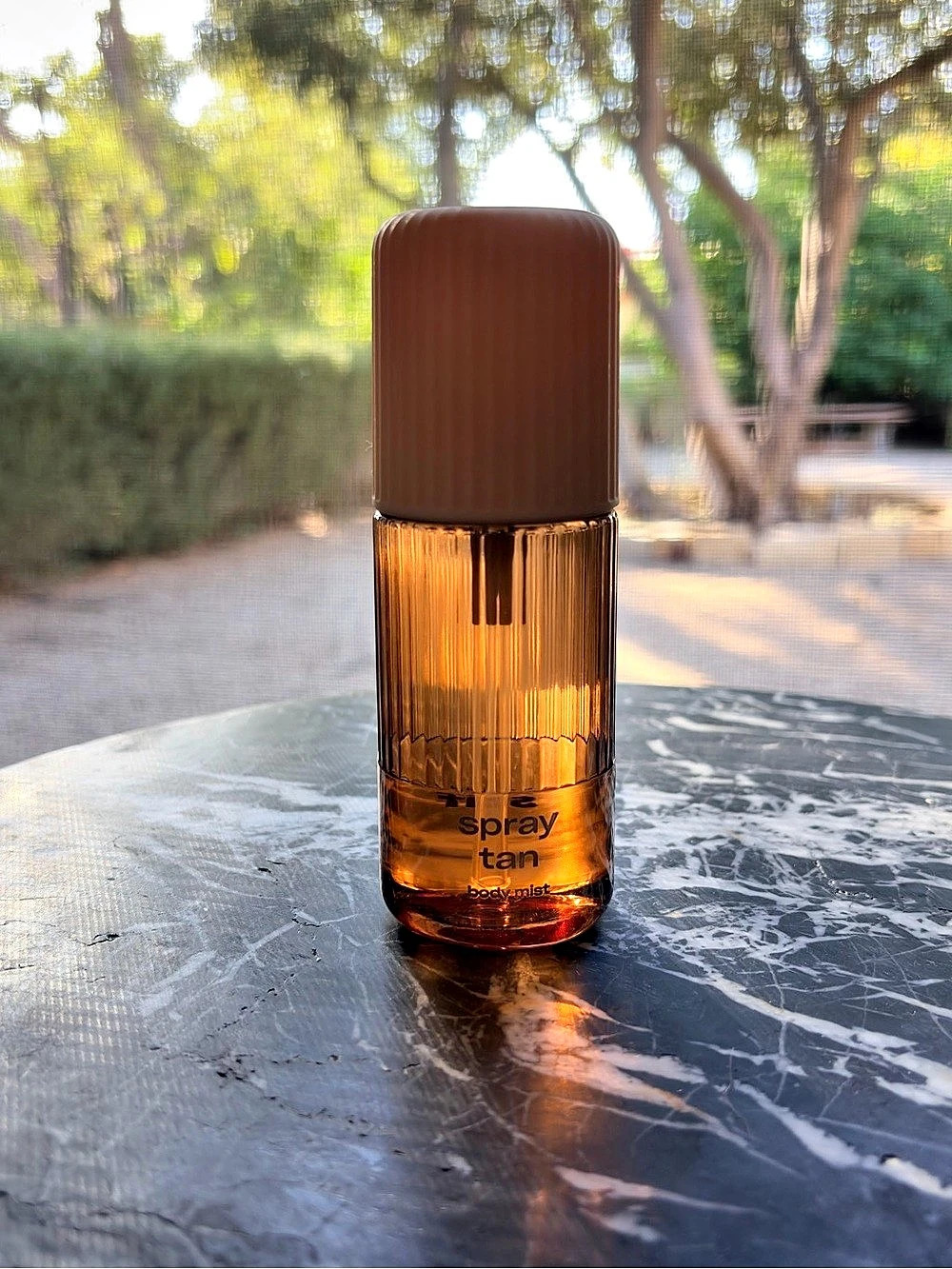 SNIF "the spray tan" body mist, 2.5 fl oz / 74 ml. Limited edition, sold out on